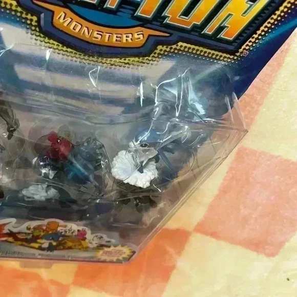 New In Box Digimon Mini Set 23 - Picture 4 of 5